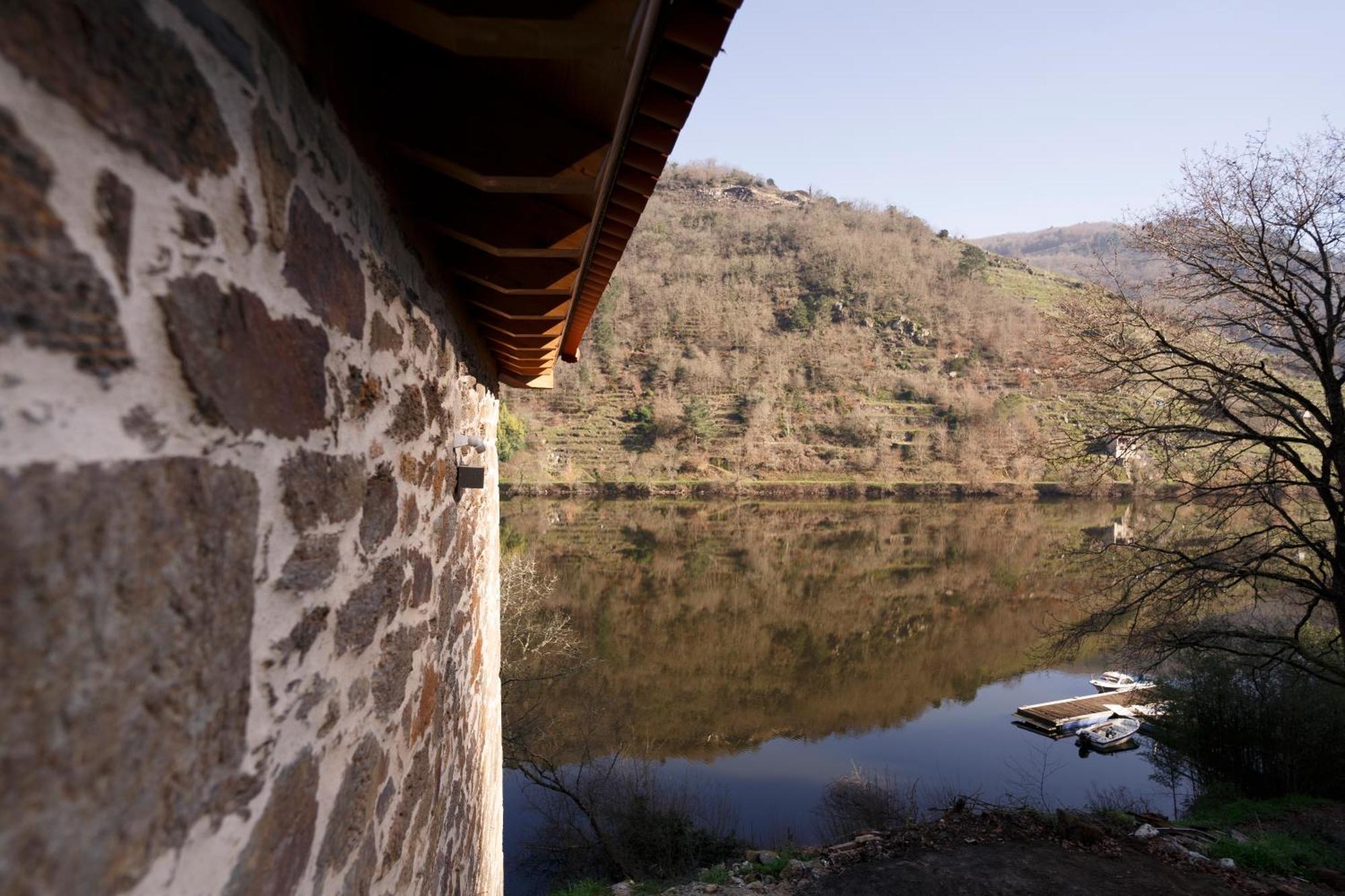 Apartamento Ribeira Sacra A Orilla Rio Mino Casas Do Pincelo Exterior foto
